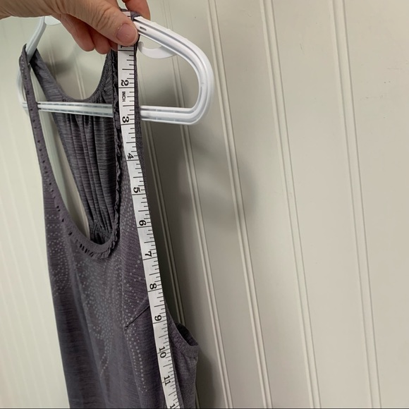 Lululemon Run: Silver bullet sleeveless tech - Picture 11 of 14